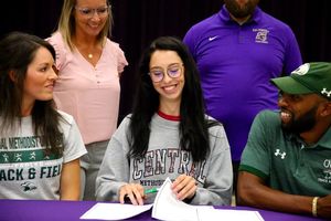 Kjirsten Guilford Signs with CMU
